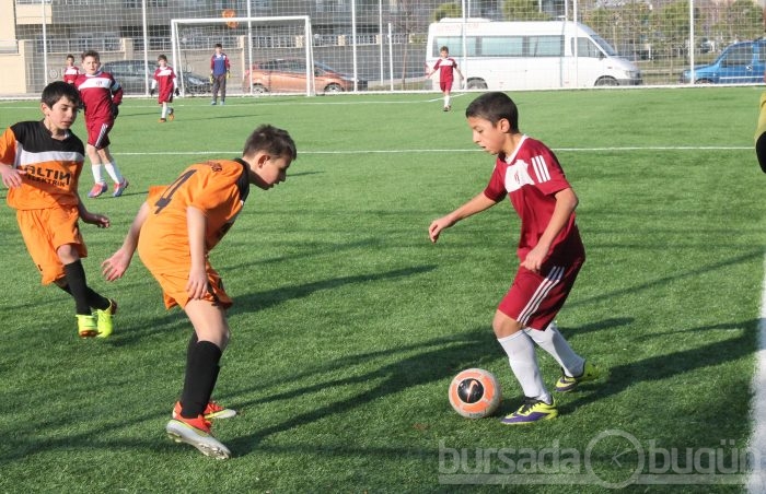 Junior League Bursa 2013 şampiyonu Bağlarbaşıspor