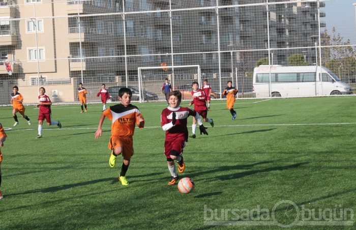 Junior League Bursa 2013 şampiyonu Bağlarbaşıspor