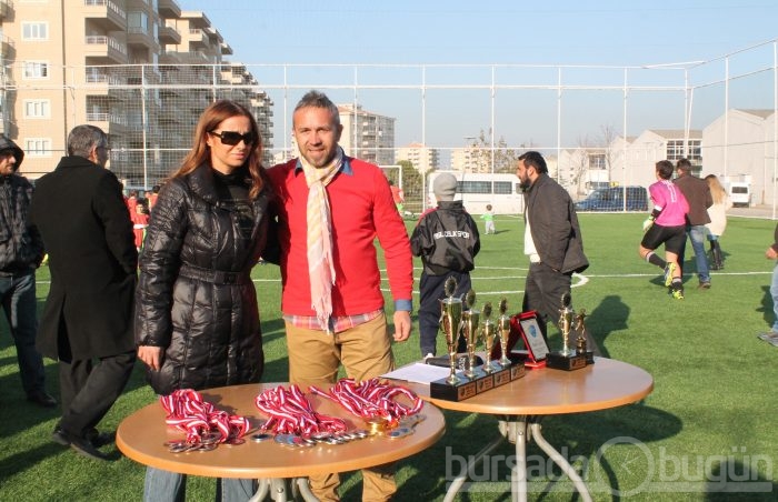 Junior League Bursa 2013 şampiyonu Bağlarbaşıspor