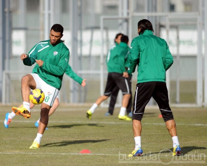 Bursaspor'da neşeli antrenman