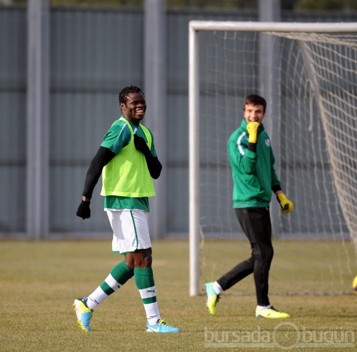 Bursaspor'da neşeli antrenman