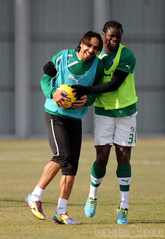 Bursaspor'da neşeli antrenman