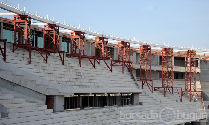 Timsah Arena hızla yükseliyor