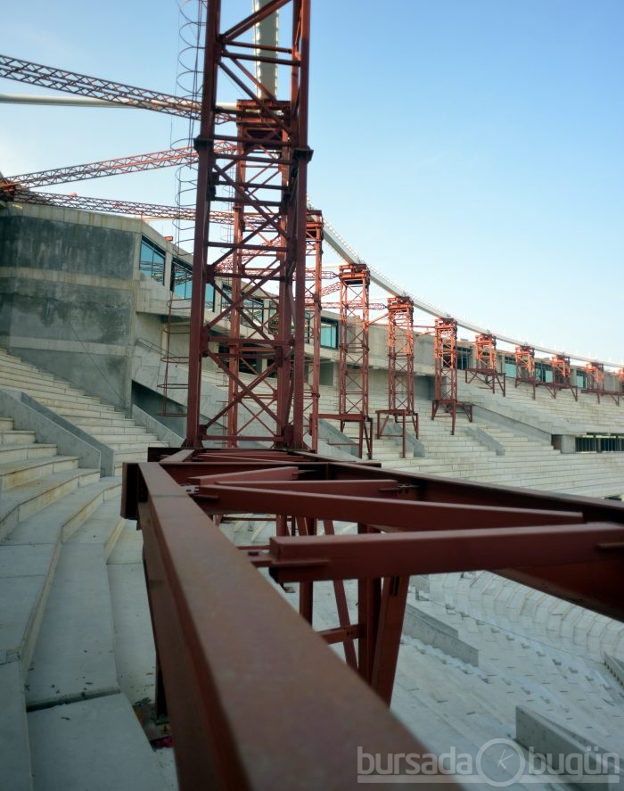 Timsah Arena hızla yükseliyor