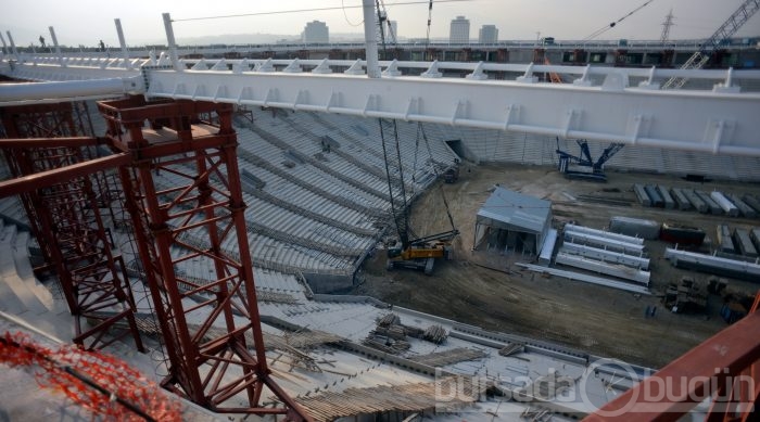 Timsah Arena hızla yükseliyor