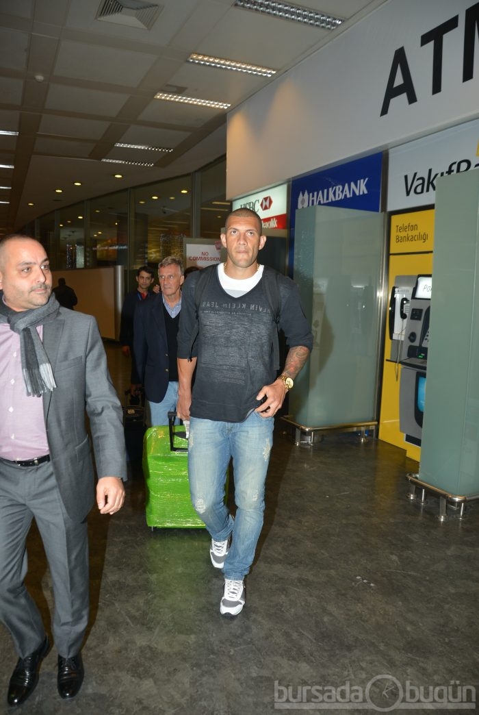 Bursaspor'un yeni transferleri Fernandao ve Oğuzhan