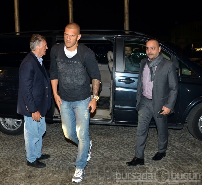 Bursaspor'un yeni transferleri Fernandao ve Oğuzhan
