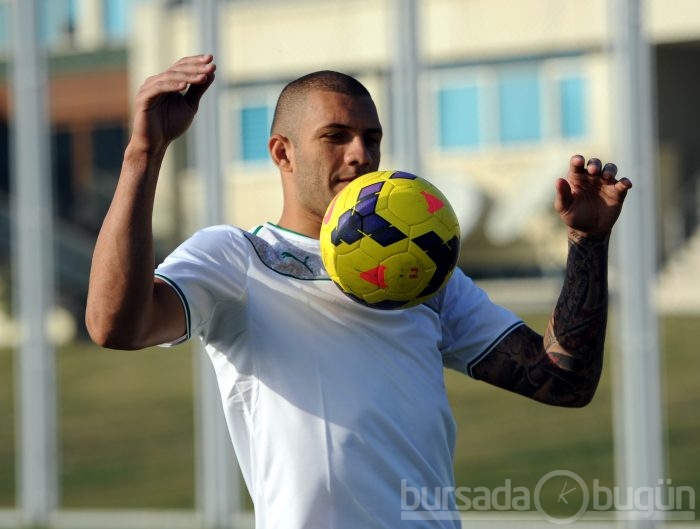 Bursaspor'un yeni transferleri Fernandao ve Oğuzhan
