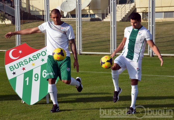 Bursaspor'un yeni transferleri Fernandao ve Oğuzhan