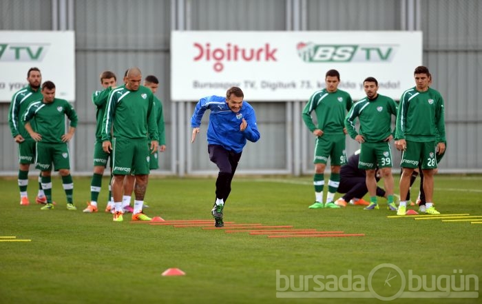 Timsah Akhisar'a bileniyor
