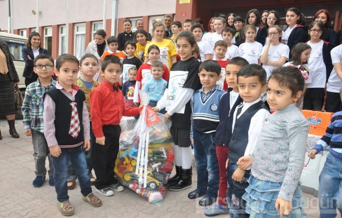 Bahçeşehir Koleji, 20. yılında 20 şehirde 20 devlet anaokulu yeniliyor...