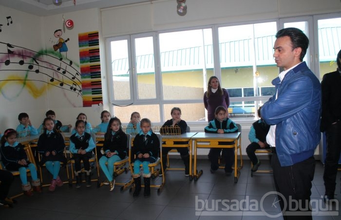 Bursa'da ünlü grup çaldı, öğretmenler bile coştu - ÖZEL HABER