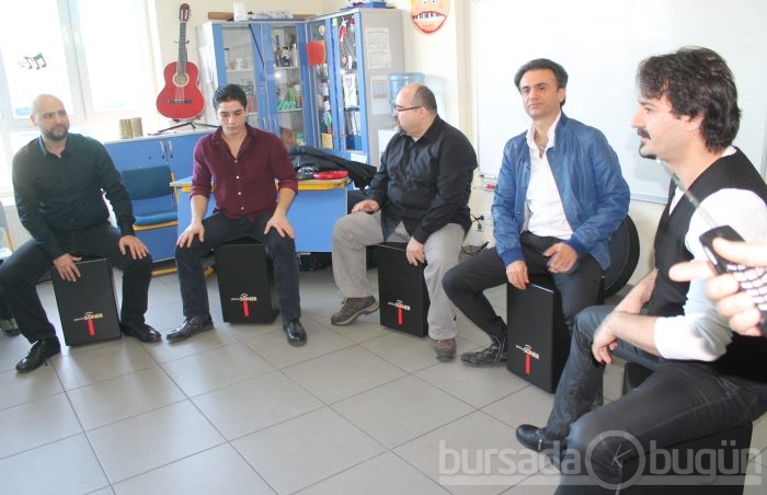 Bursa'da ünlü grup çaldı, öğretmenler bile coştu - ÖZEL HABER