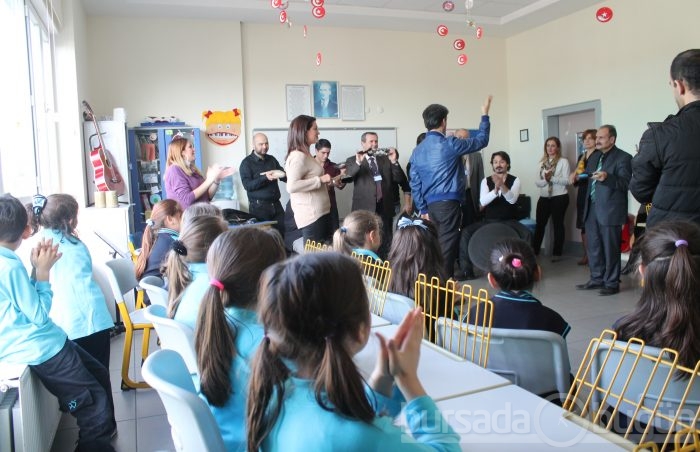 Bursa'da ünlü grup çaldı, öğretmenler bile coştu - ÖZEL HABER