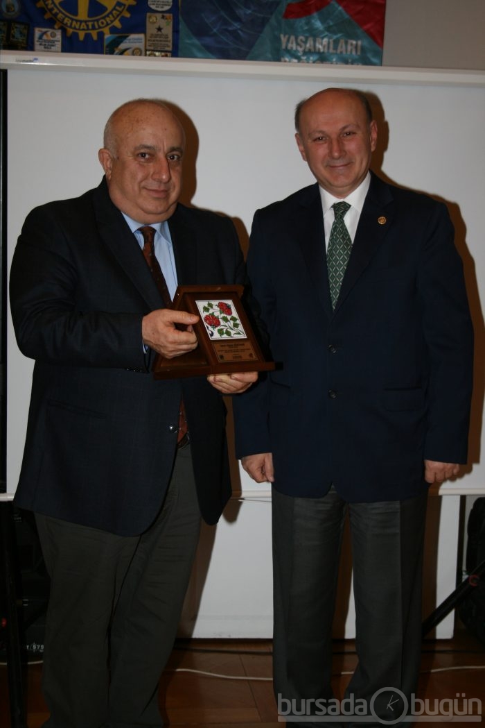 Rotary Meslek Hizmet Ödül töreninde duygusal anlar yaşandı...
