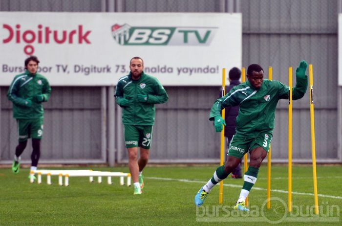Bursaspor'da yüzler gülüyor!