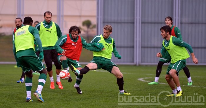Bursaspor'da yüzler gülüyor!