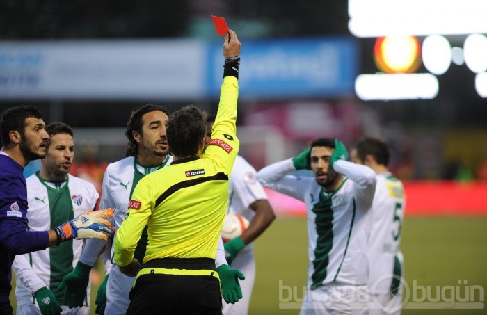 Bursaspor hakem kurbanı!