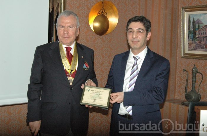 Bursa Rotary Kulübü üyeleri aylık eşli toplantıda buluştu...