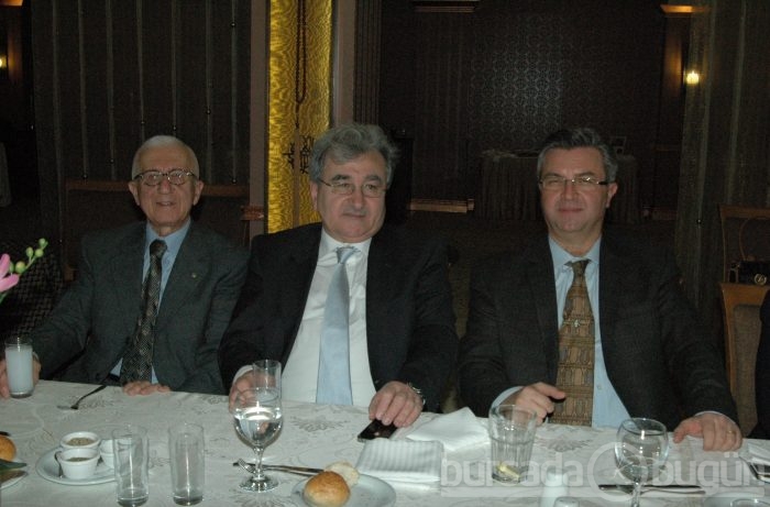 Bursa Rotary Kulübü üyeleri aylık eşli toplantıda buluştu...
