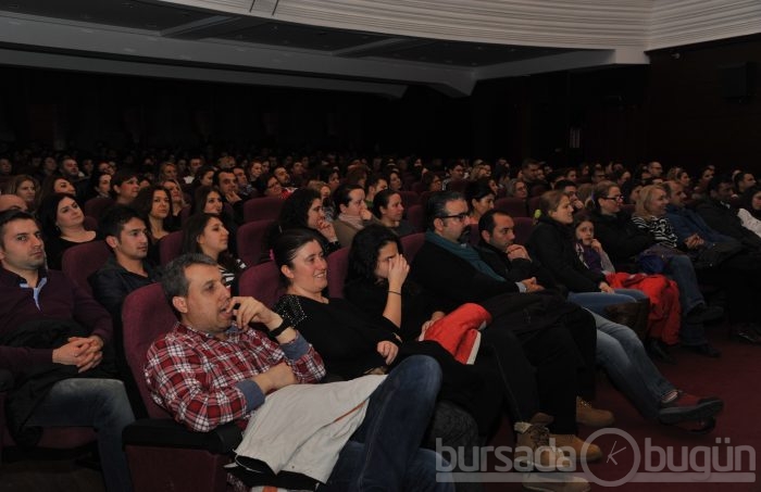Üzgünüm Leyla Bursa'yı mest etti...