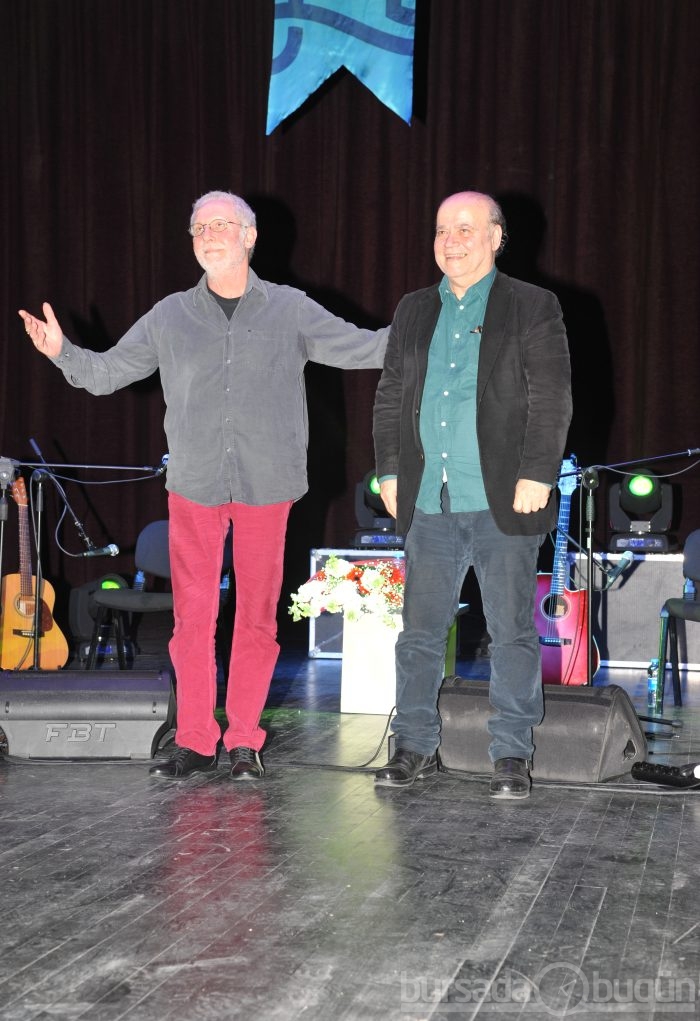 İlhan Şeşen ve Vedat Sakman'dan muhteşem konser...