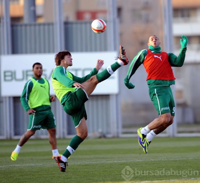 Bursaspor'da yüksek tempo!