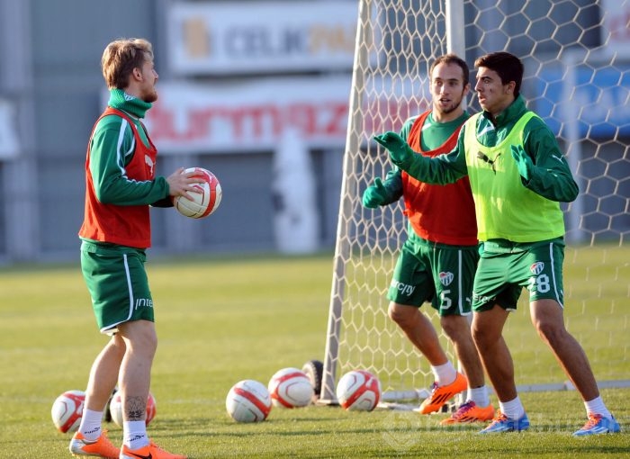 Bursaspor'da yüksek tempo!