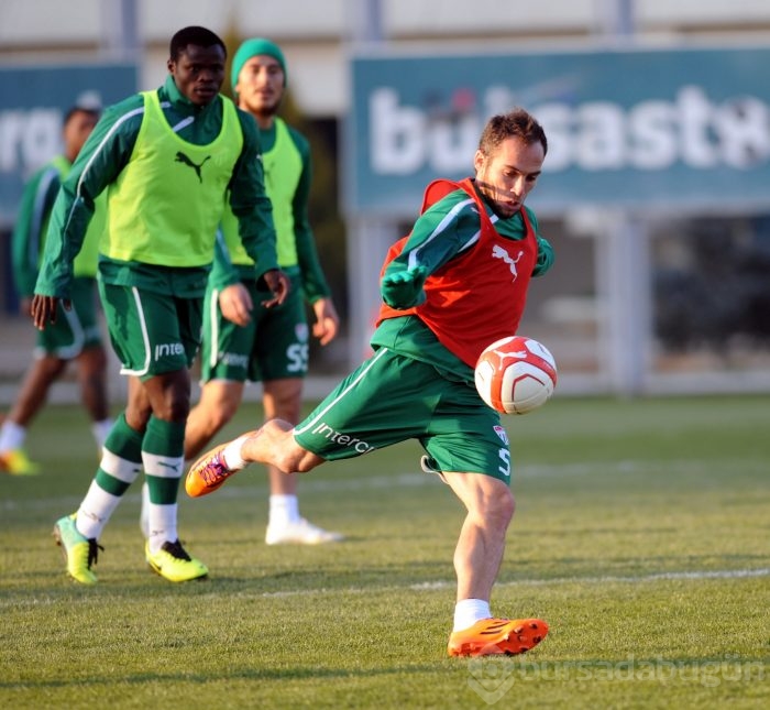 Bursaspor'da yüksek tempo!