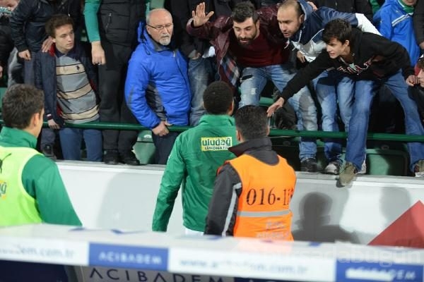 Bursaspor hakemi geçemedi!