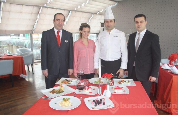 Bu sofrada 'aşk' var