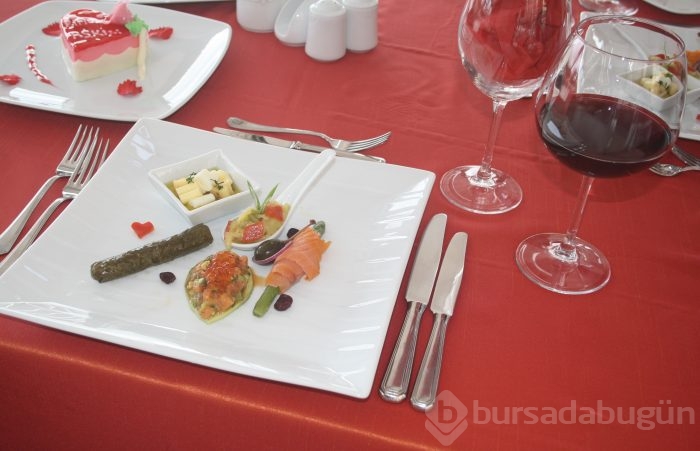 Bu sofrada 'aşk' var