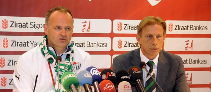 Timsah yarı finalde!