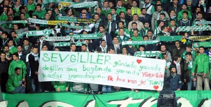 Timsah yarı finalde!