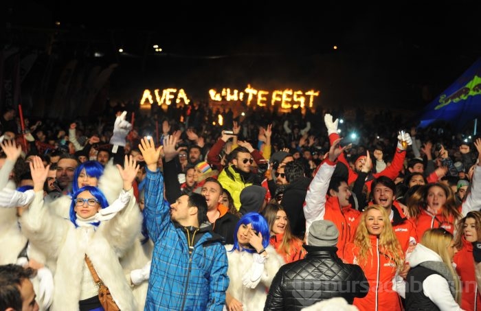 Uludağ'da Fettah Can ve Sıla Coşturdu...