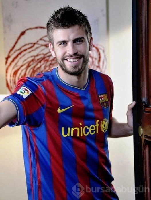 Dünyanın en yakışıklı futbolcuları!