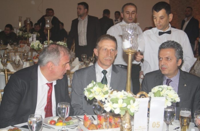 Bursaspor taraftarı dayanışma gecesinde buluştu