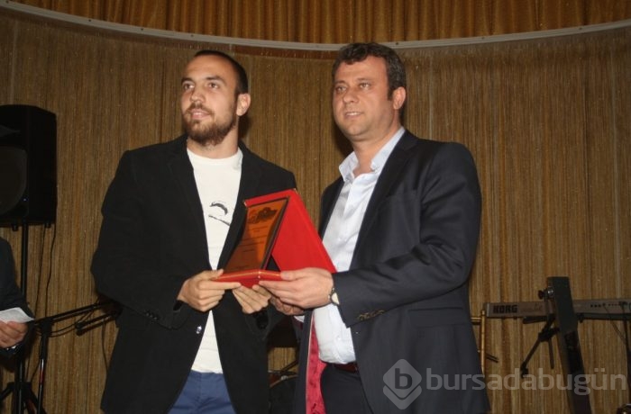 Bursaspor taraftarı dayanışma gecesinde buluştu
