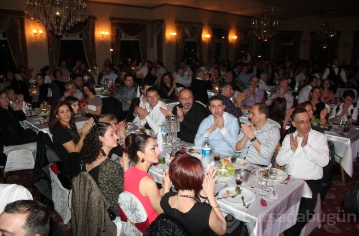 Bursa gecelerinde Sevgililer Günü rüzgarı - ÖZEL HABER