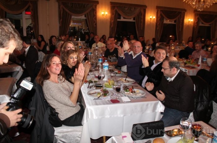 Bursa gecelerinde Sevgililer Günü rüzgarı - ÖZEL HABER