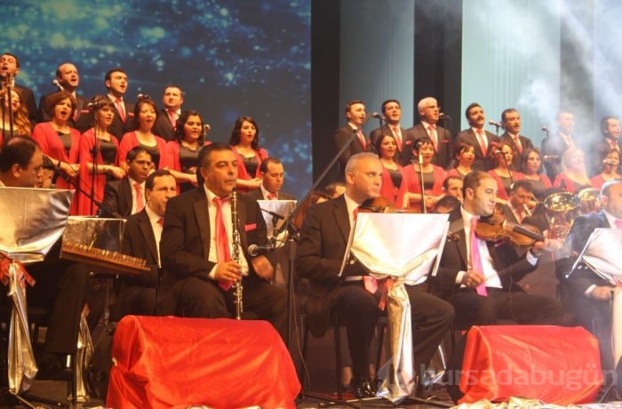 Bursa gecelerinde Sevgililer Günü rüzgarı - ÖZEL HABER