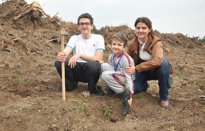 Bahçeşehir Koleji miniklerinin ağaç sevgisi...