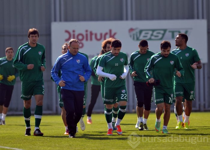 Timsah Çaykur Rizespor'a bileniyor