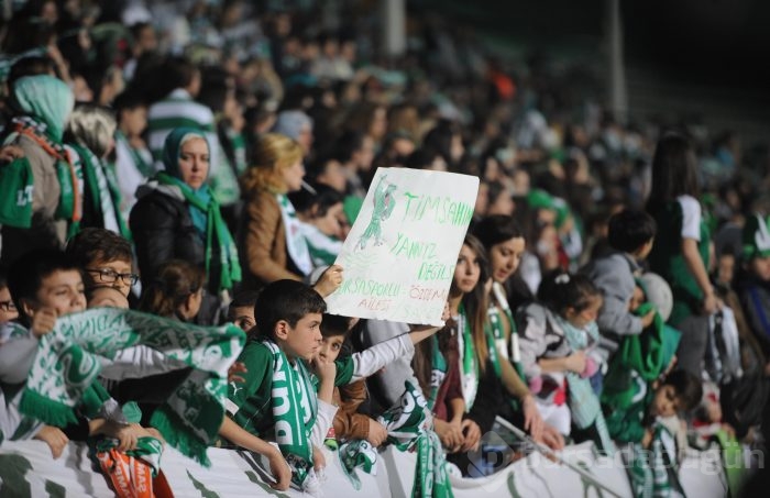 Bayanların ve çocukların Bursaspor aşkı!