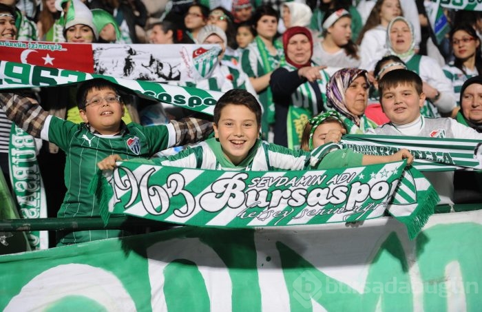 Bayanların ve çocukların Bursaspor aşkı!