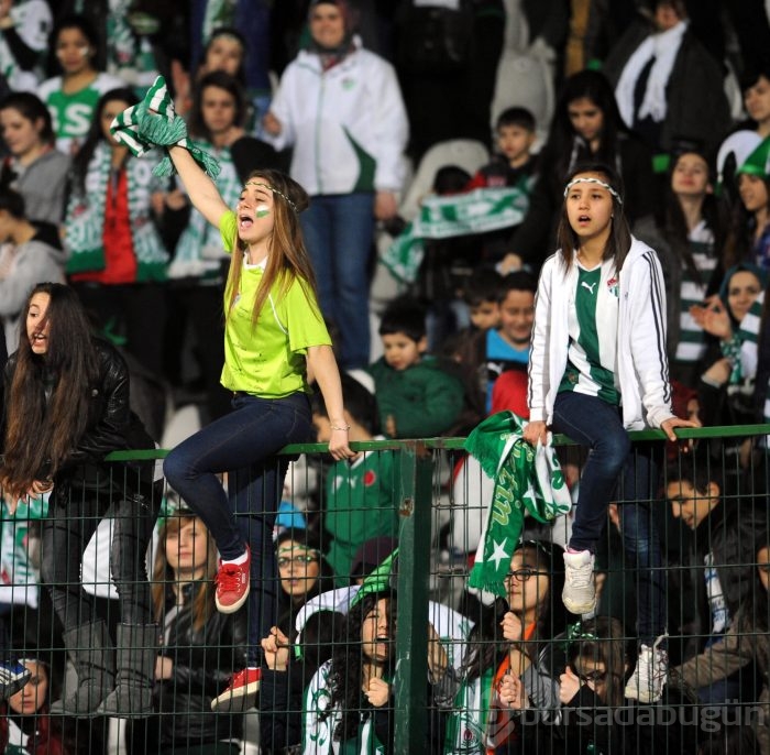 Bayanların ve çocukların Bursaspor aşkı!