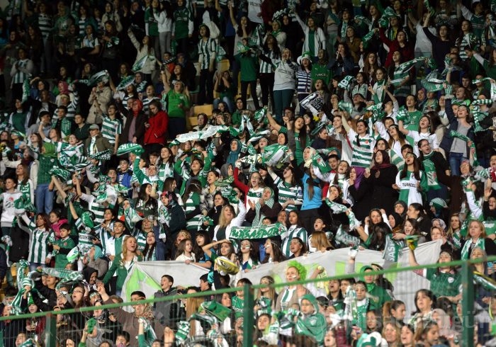 Bayanların ve çocukların Bursaspor aşkı!