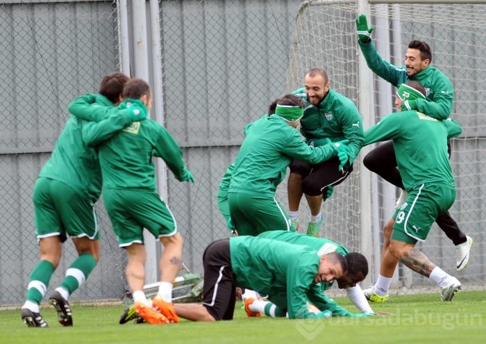 Bursaspor'da yüzler gülüyor!