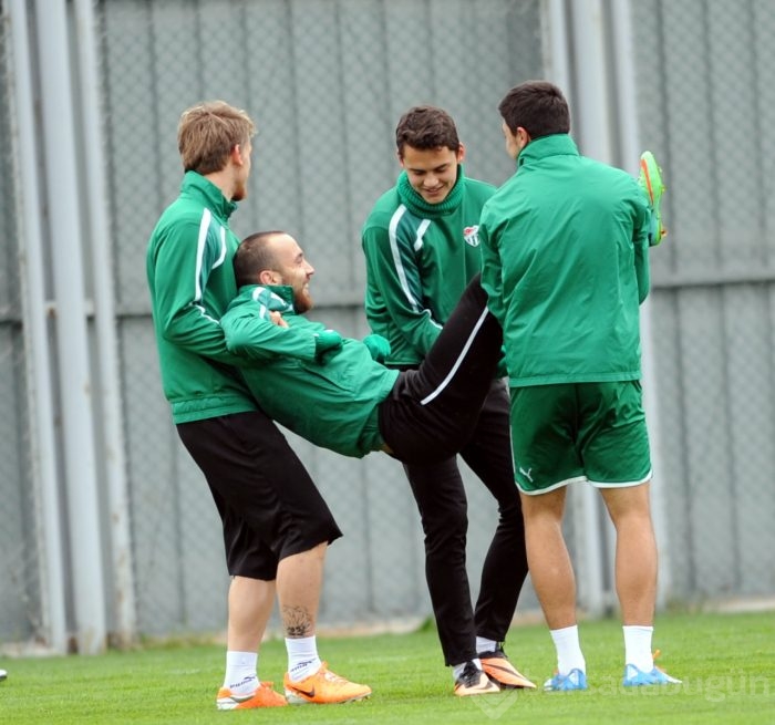 Bursaspor'da yüzler gülüyor!