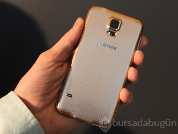 iPhone 5S mi Galaxy S5 mi?
